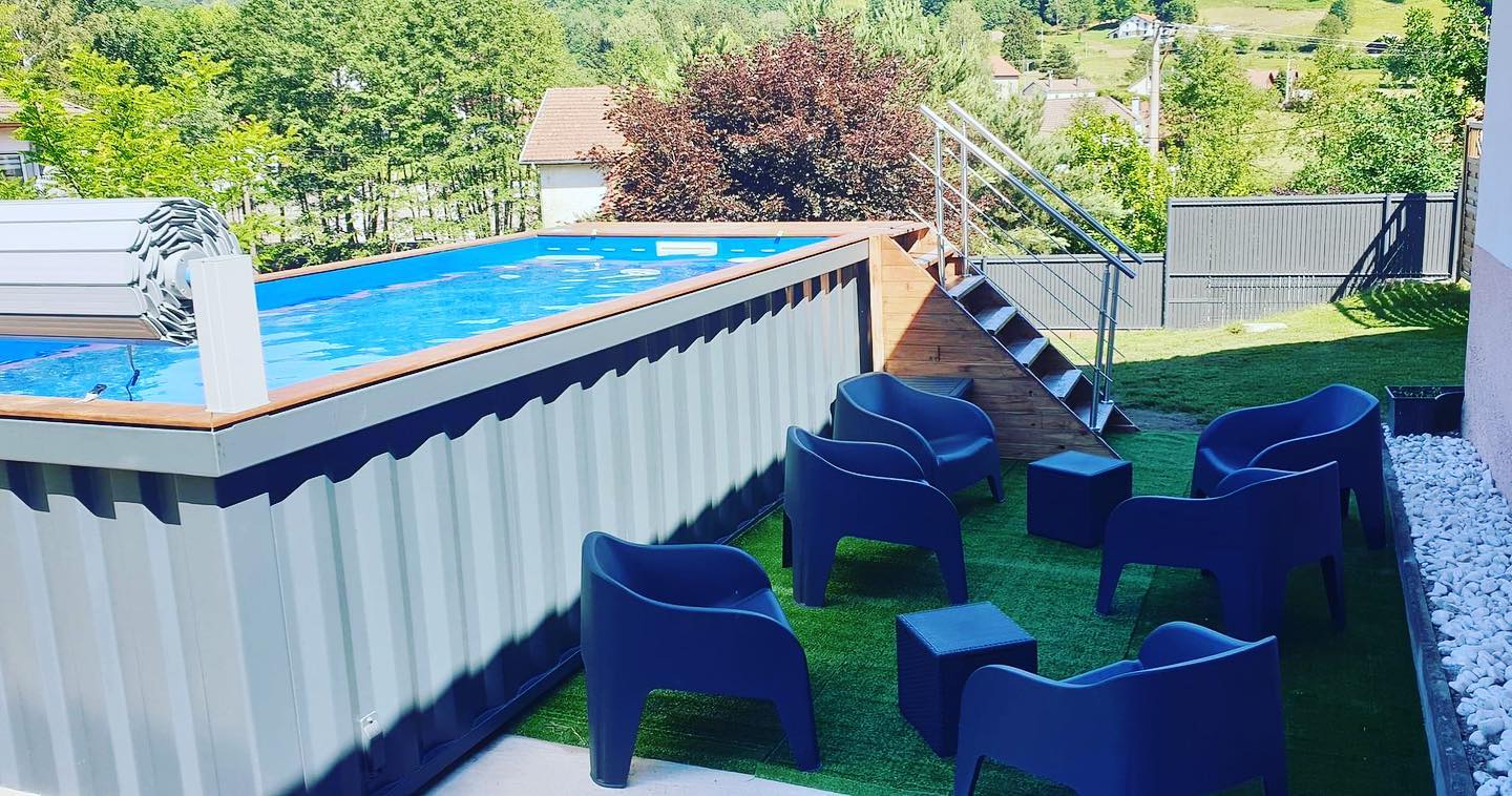 Piscine container